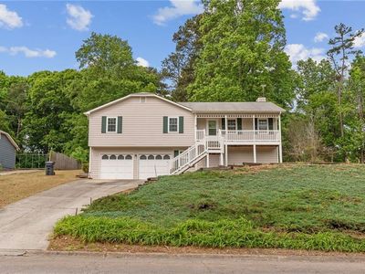 2750 Old Ivy Ct