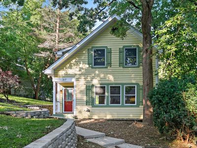 217 Hillside Dr