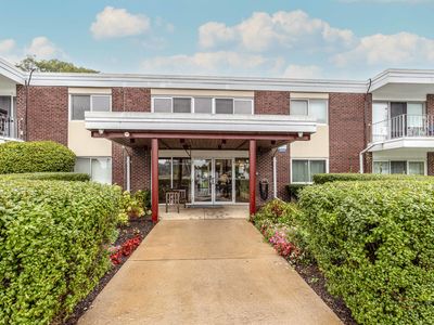 100 Deborah Ln APT B18