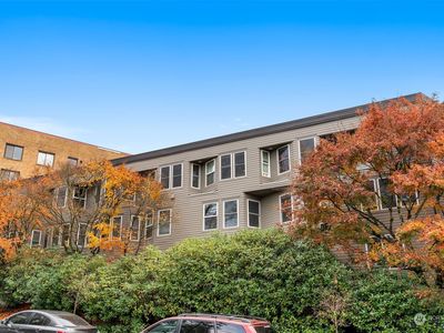 1000 Bellevue Place E UNIT 2