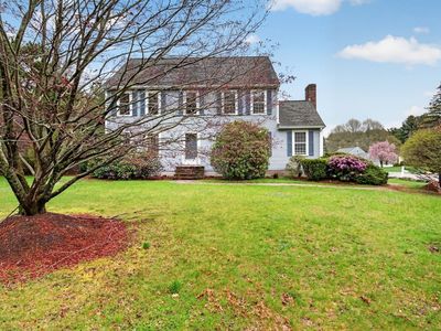 10 Olympic Ln
