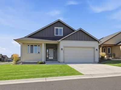 1603 W Lavender Ct