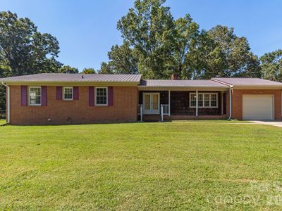 115 Monroe Dr