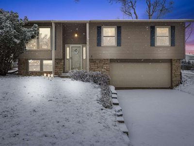 3813 Pine Wood Dr NE