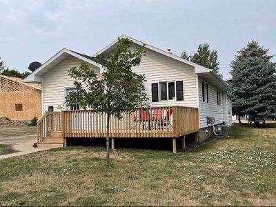 Property at 1310 E 1st St, Redfield, SD