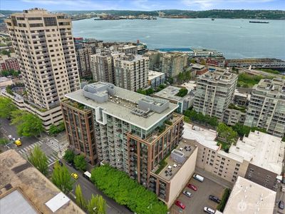 2911 2nd Avenue #506