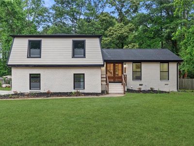 105 Lafayette Dr