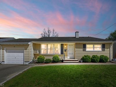 Property at 86 Westminster Rd, Colonia, NJ