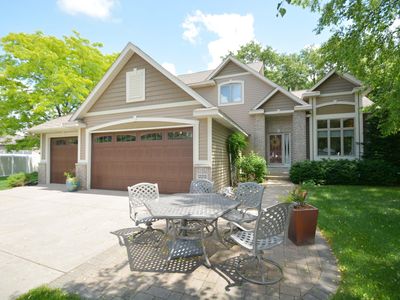 12213 Kenyon Ct NE