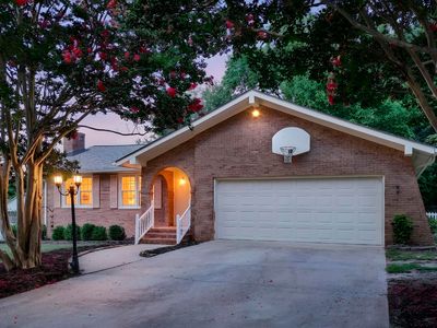 22 Woodview Dr