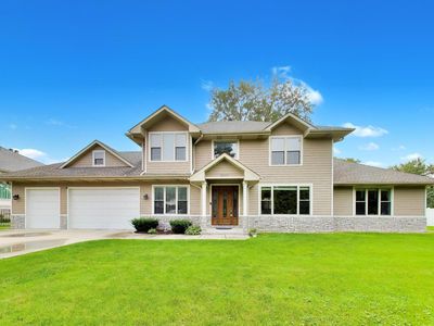 2311 N Arlington Heights Rd