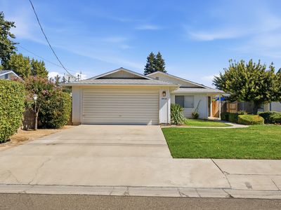 4438 W Feemster Avenue