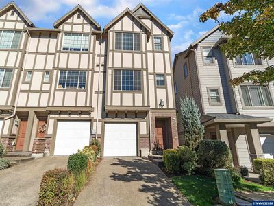 13552 SW Beach Plum Ter