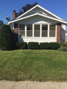 720 Lawn Dr
