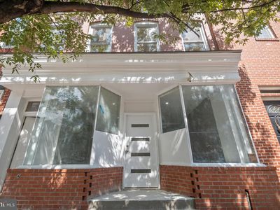 880 Washington Blvd