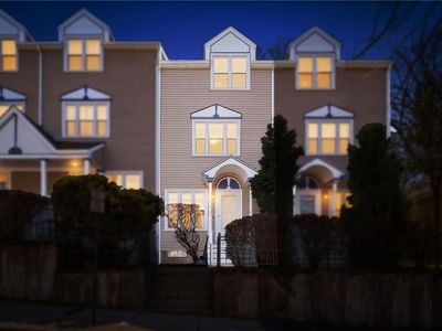 91 Evergreen St