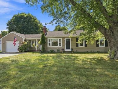 26 Middle St