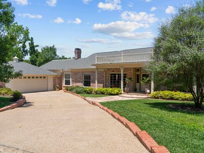 121 Fair Ln