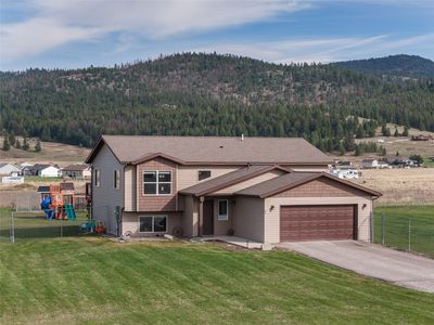 83 Dolphin Dr