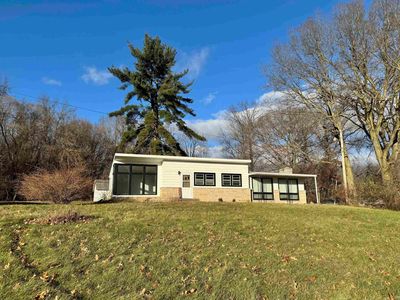 7760 W Us Highway 24