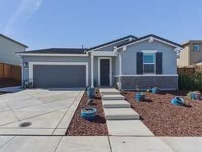 2051 Petunia Dr