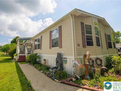 34 Sycamore Dr