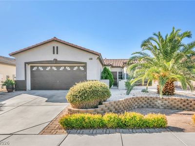 1709 White Daisy Way