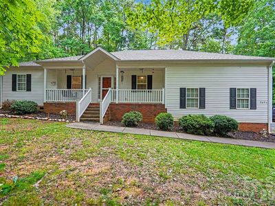 8904 Gosnell Dr