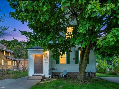 1813 Lexington Ave