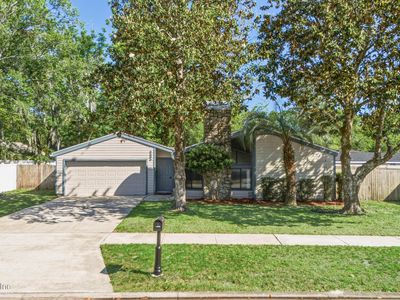 6686 ALISMA Lane