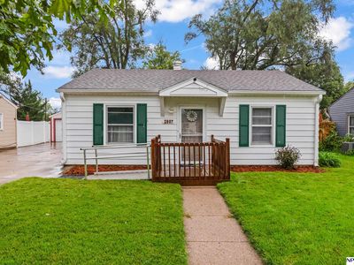 Property at 2807 Crawford St, Bellevue, NE