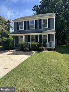 345 Winterberry Dr
