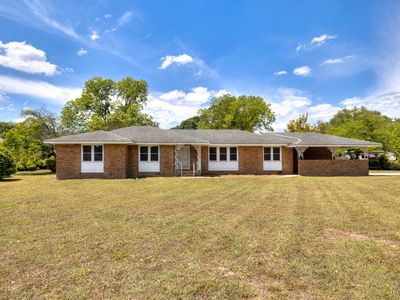121 Lesesne Dr
