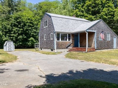 350 N Main St