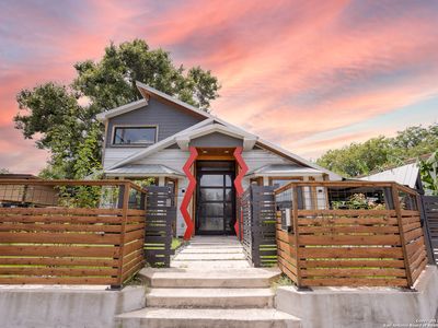 210 FURNISH AVE