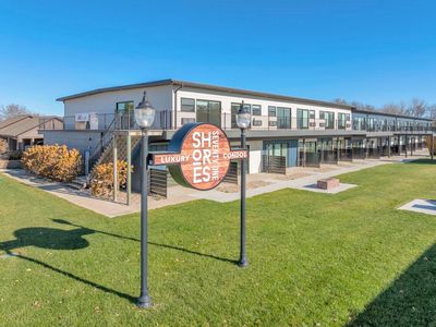 1302 Highway 71 N #9