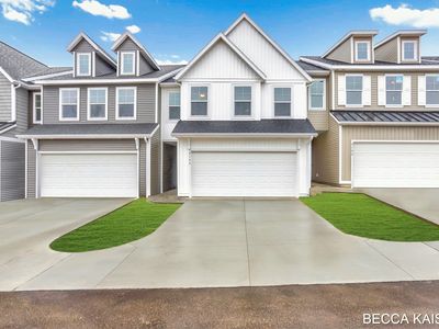 Uptown Plan, Cobblestone At The Ravines