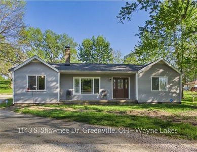1143 S Shawnee Dr