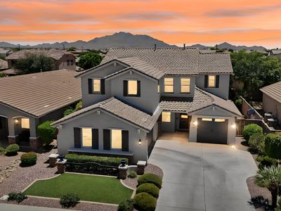 2567 E PENEDES Drive