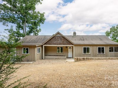 811 Town Mountain Rd
