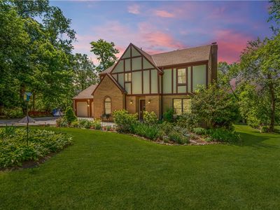 260 Chapel Dr