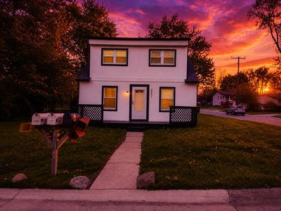 Property at 22851 Colgate St, Farmington Hills, MI