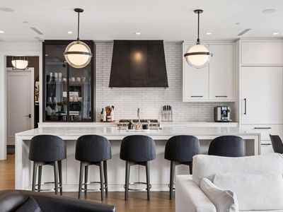 1111 W River Pkwy Unit 10E