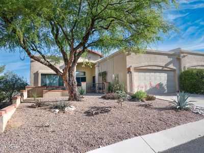 1201 E Camino Diestro