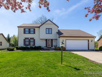 2074 Wolfboro Dr SE