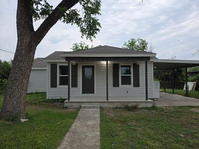 2710 Bowie St