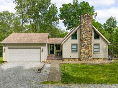 400 Traylor Ln