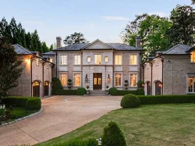4010 Powers Ferry Rd NW