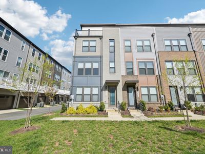 5600 Hyattsville Dr