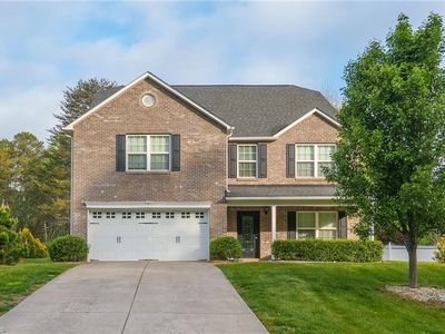 4892 Montevista Dr